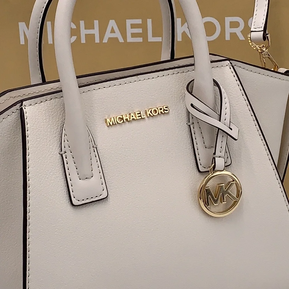 MICHAEL KORS
Avril Small Leather Top-Zip Satchel
LIGHT CREAM COLOR - Picture 4 of 11